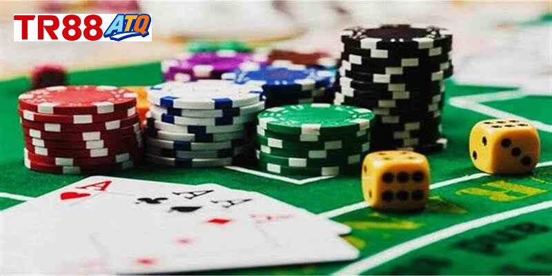 Định nghĩa rõ ràng về cách chia bài phỏm gian lận